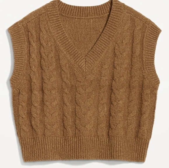 3X • Old Navy • Cable Knit V-Neck Sweater Vest - Picture 1 of 4